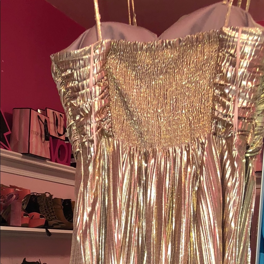 Prom dress!!! - Picture 2 of 4